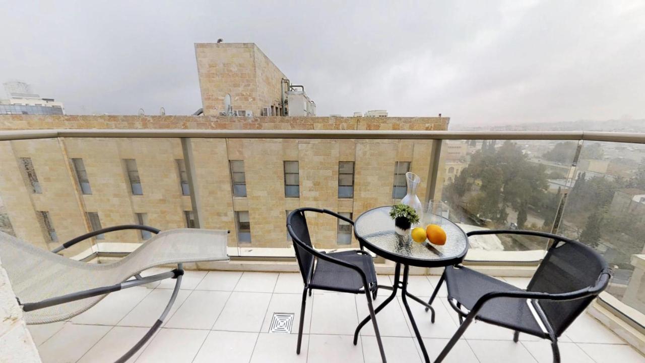 Exclusive Two-Bedroom Apartment With Parking Йерусалим Екстериор снимка