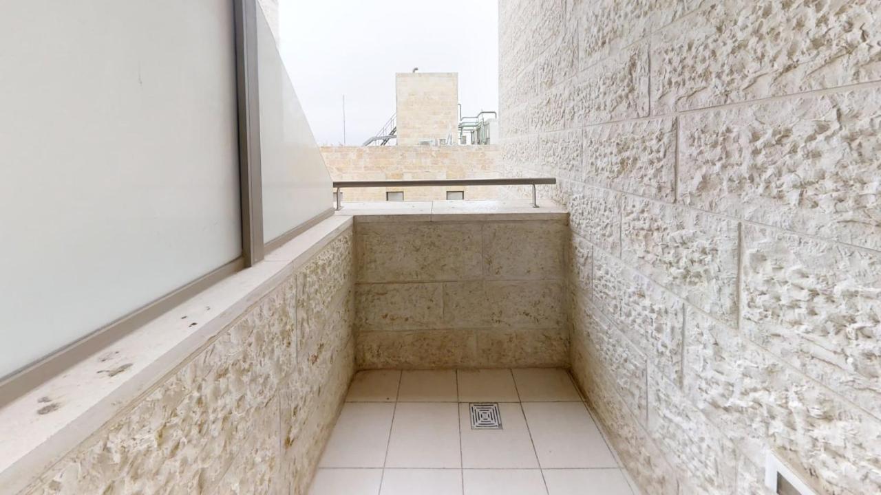 Exclusive Two-Bedroom Apartment With Parking Йерусалим Екстериор снимка